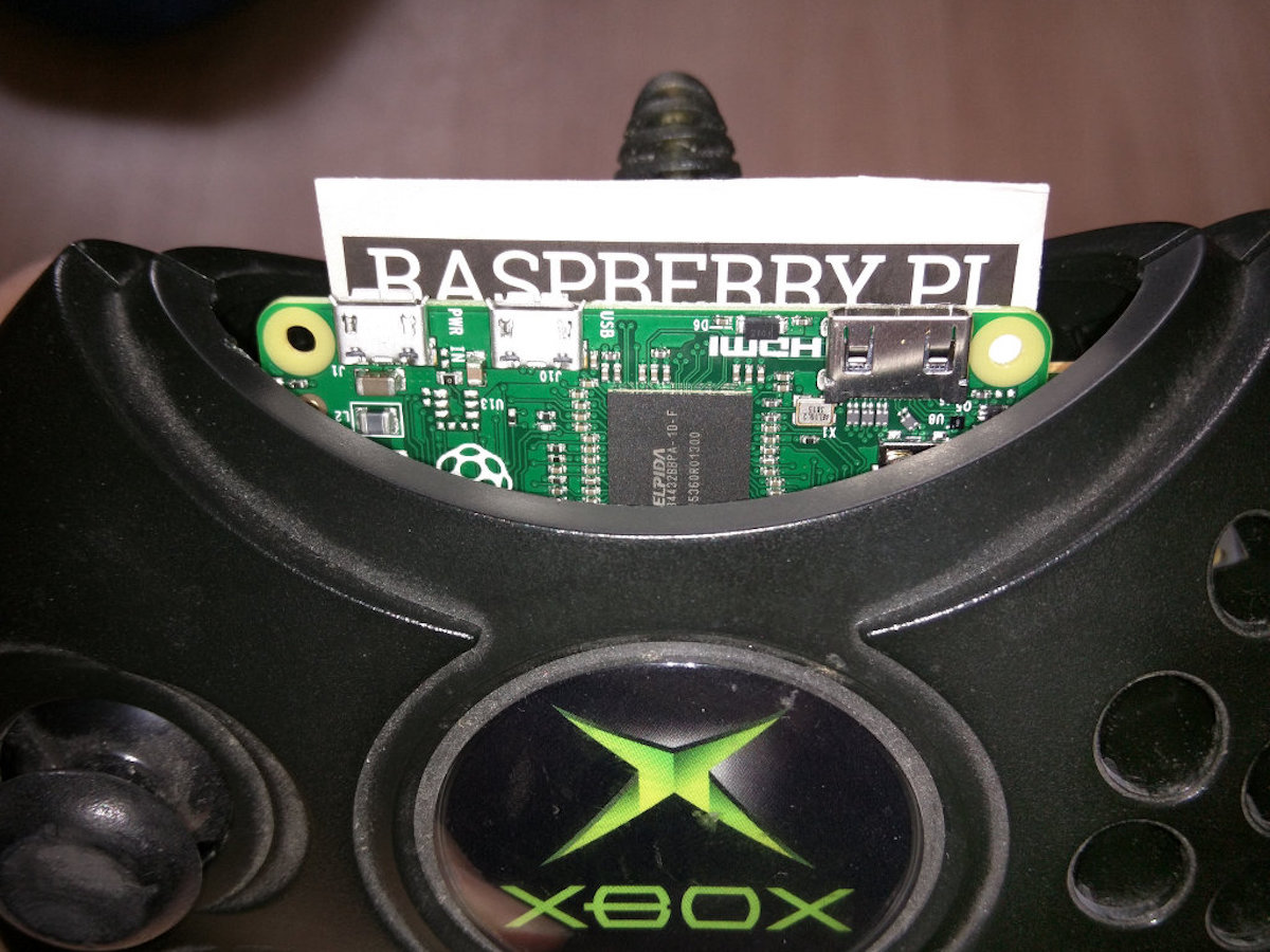 Pi Zero put in Xbox controller
