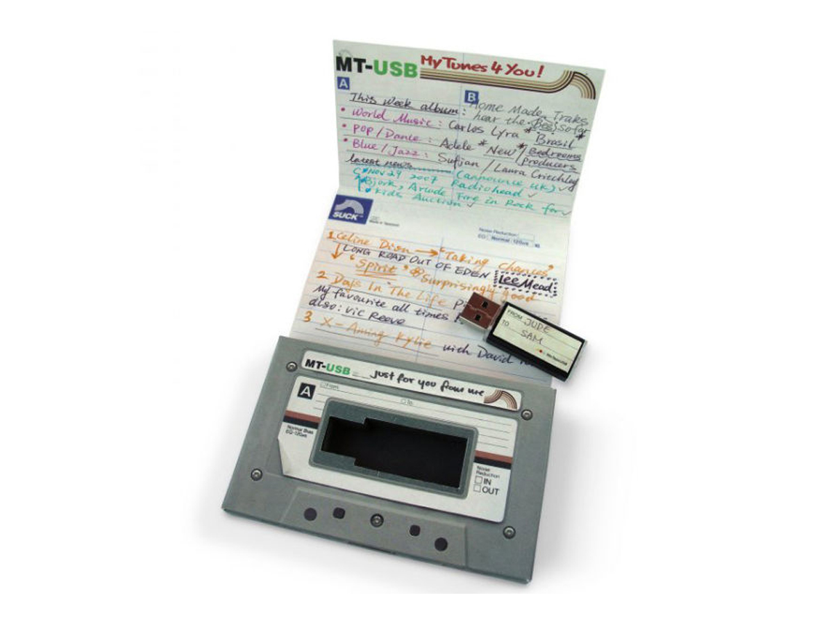 25 Christmas gift ideas for retro fans: USB Mix Tape