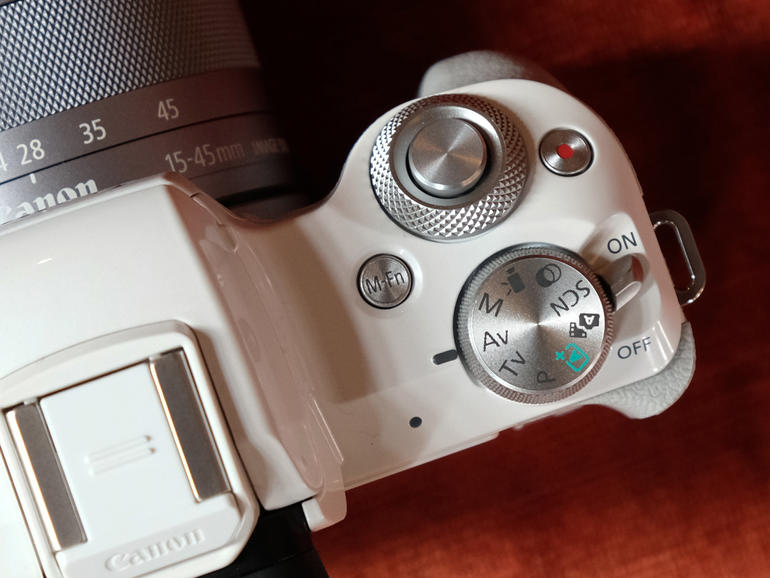 CANON EOS M50 BUILD: LIGHTWEIGHT