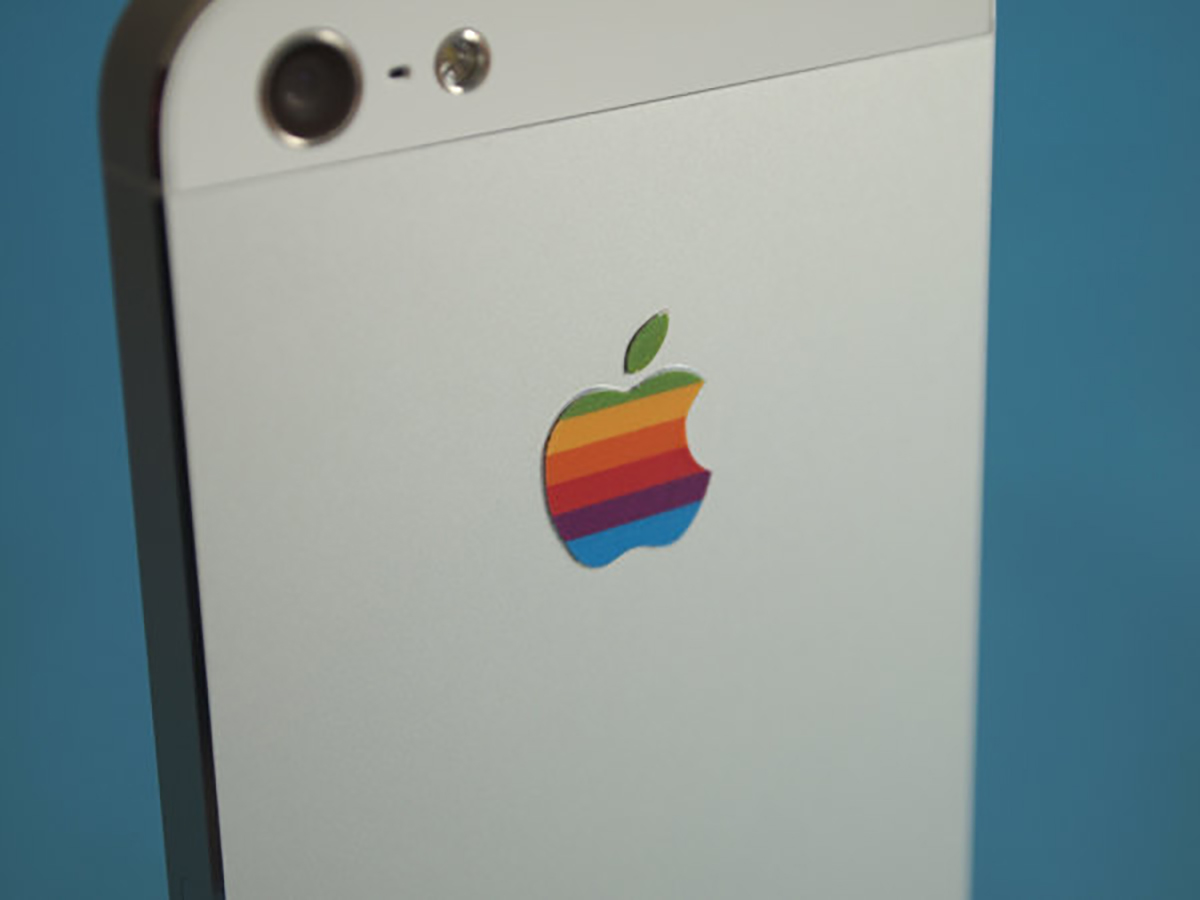 10 ways to customise your iPhone: Retro decals