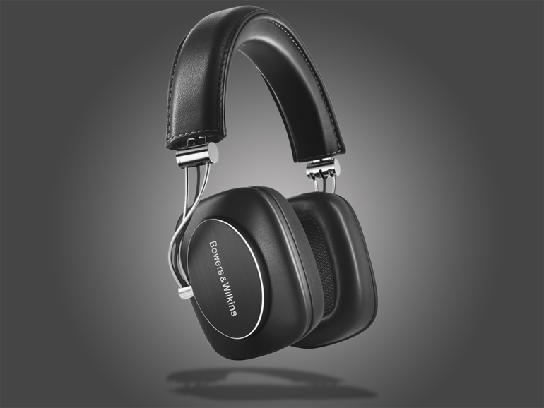 3) B&W P7 WIRELESS