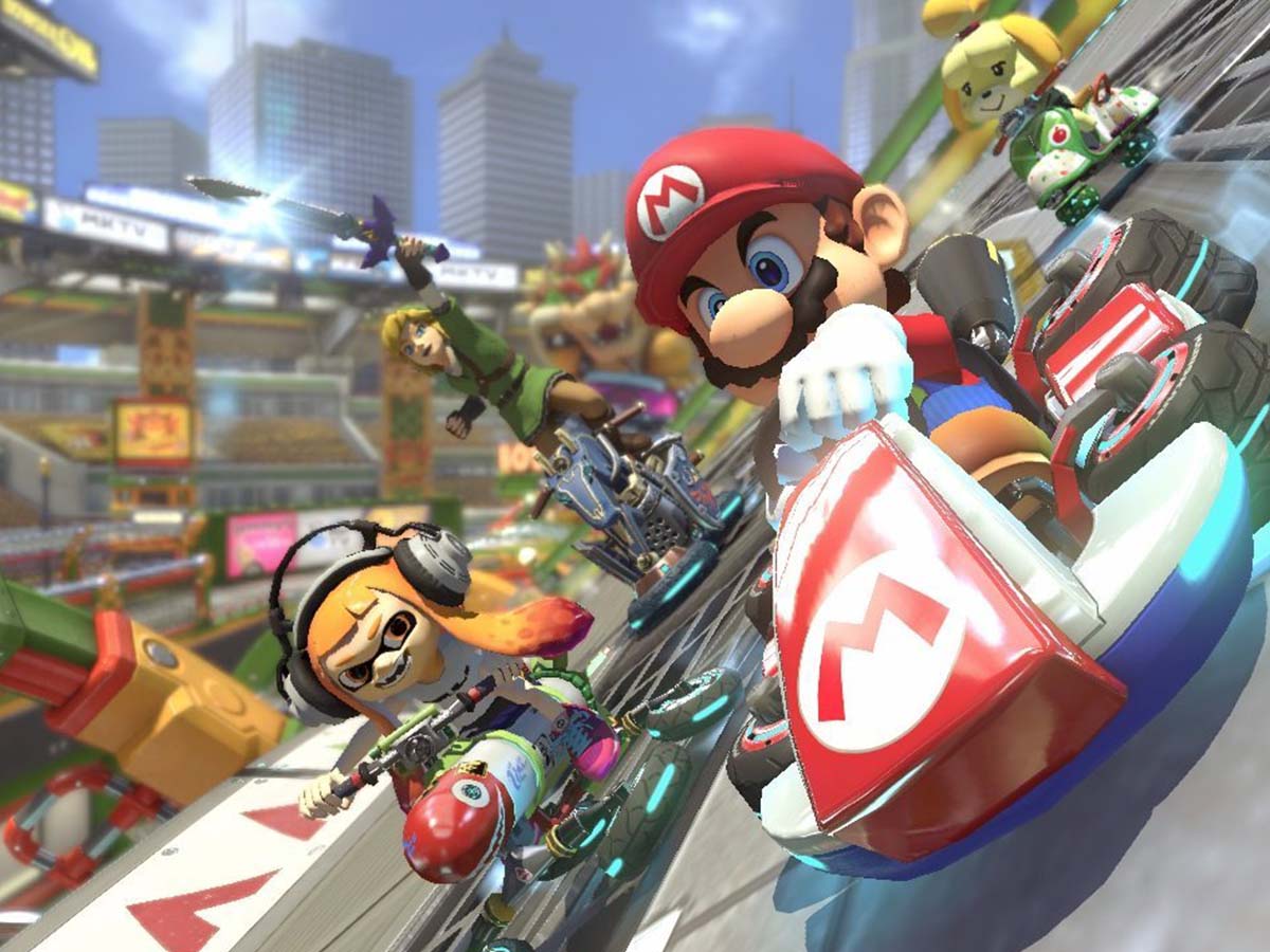 MARIO KART 8 DELUXE (SWITCH)