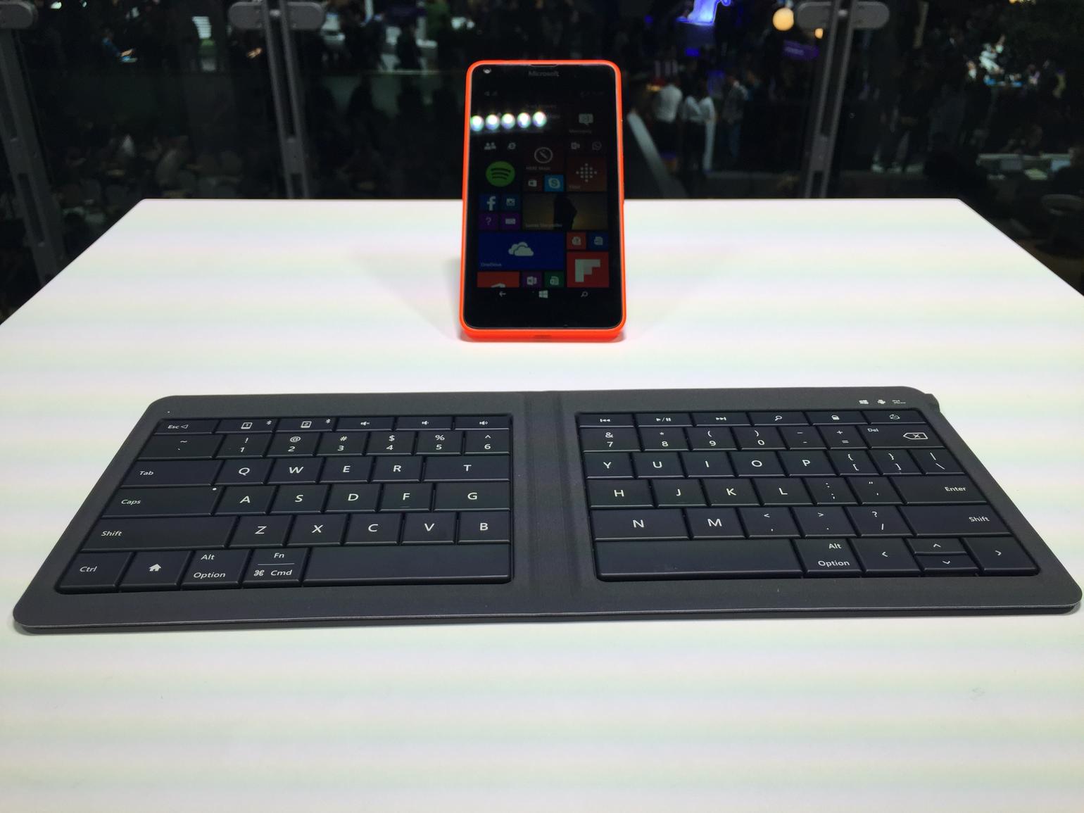 MICROSOFT UNIVERSAL FOLDABLE KEYBOARD