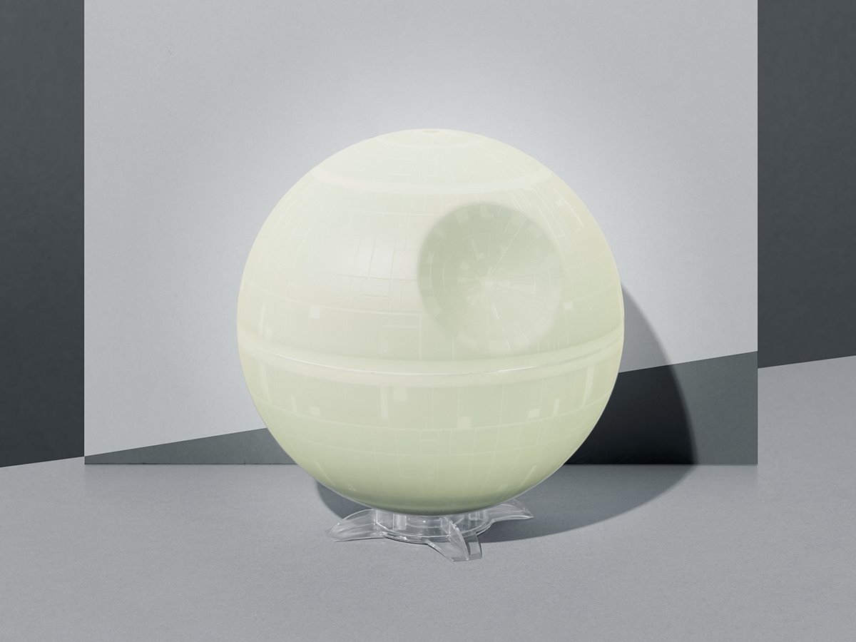 5 of the best Star Wars gadgets: Death Star Mood Light