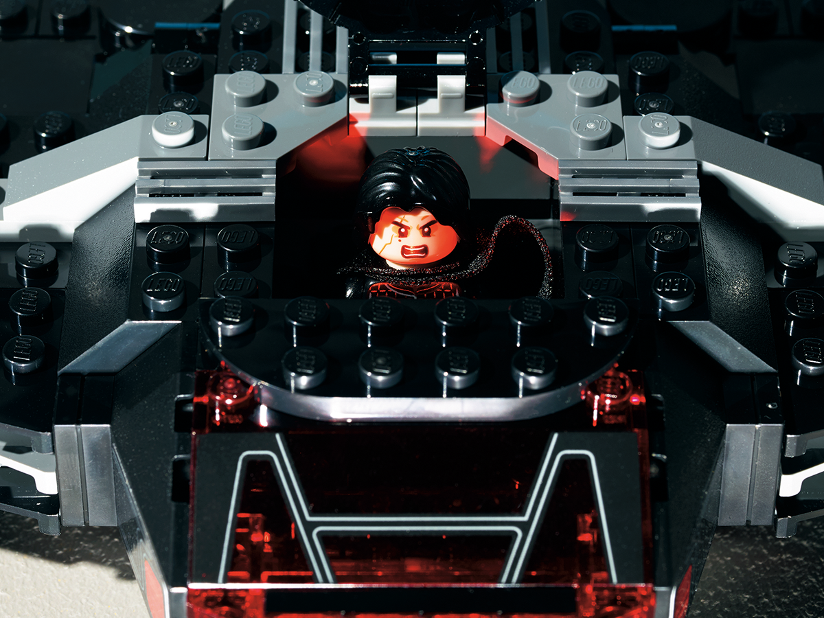 5 of the best Star Wars gadgets: Lego Star Wars Kylo Ren's TIE Fighter