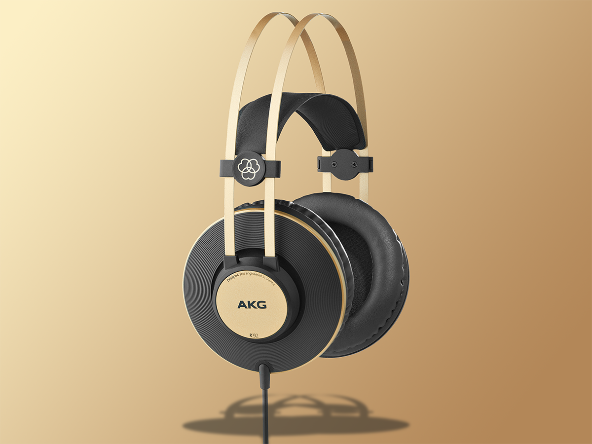 AKG K92 