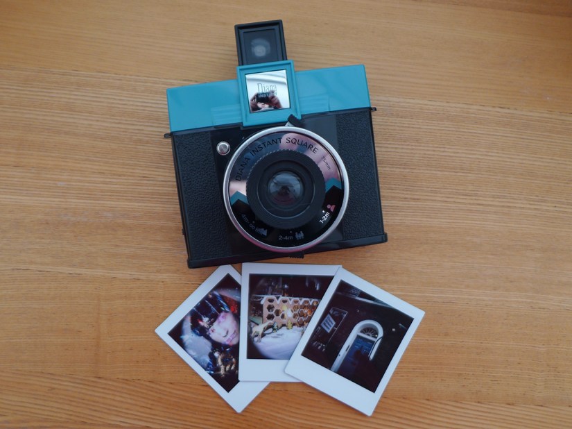Lomography Diana Instant Square review