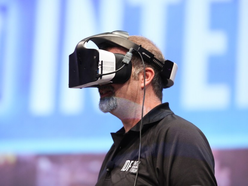 Intel goes wire-free, phone-free with new VR headset