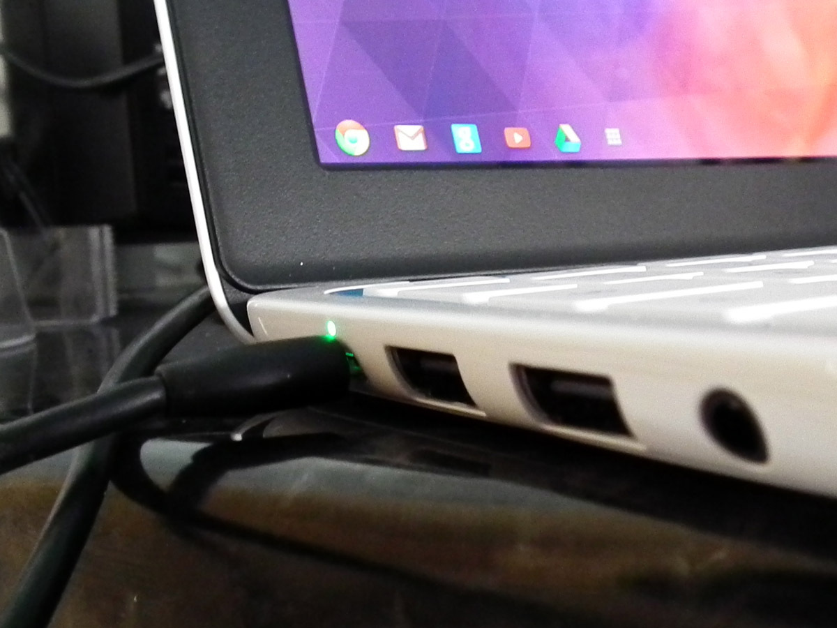 Chromebook 11 has microUSB charging