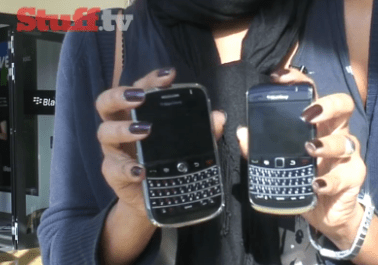 Blackberry 9700 Bold 2 video review