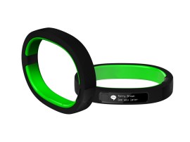 Shake hands to swap numbers: Razer Nabu smartband plays nice with WeChat messaging service