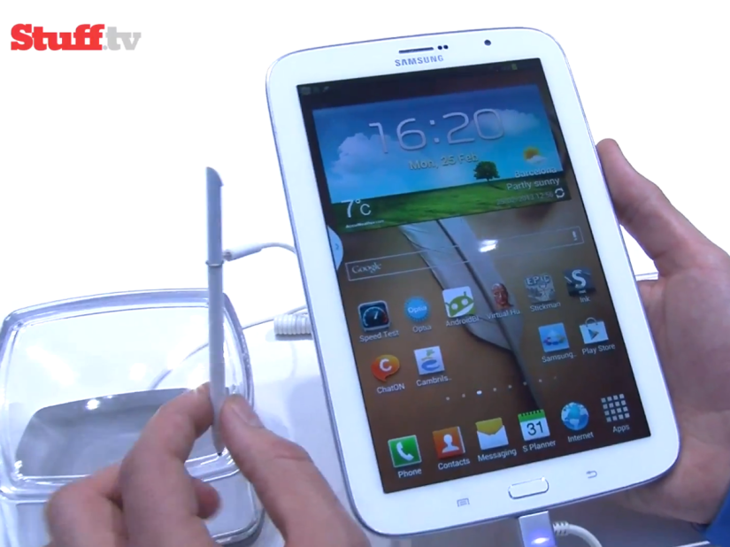 New video! Samsung Galaxy Tab 8.0 wants to take down Apple’s iPad Mini