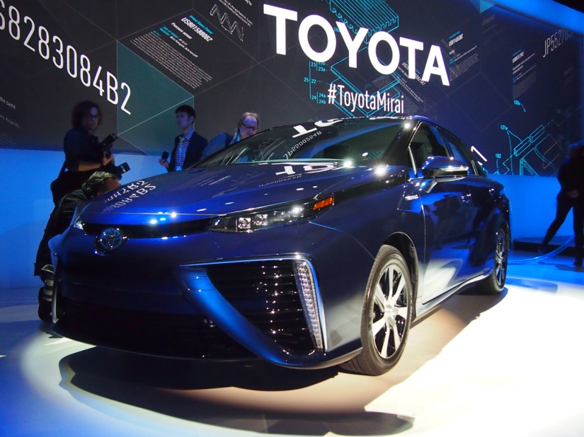 CES 2015: Toyota open sources its Hydrogen car tech