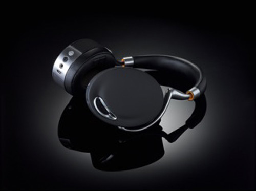 Parrot ZIK touch-controlled NFC headphones out July