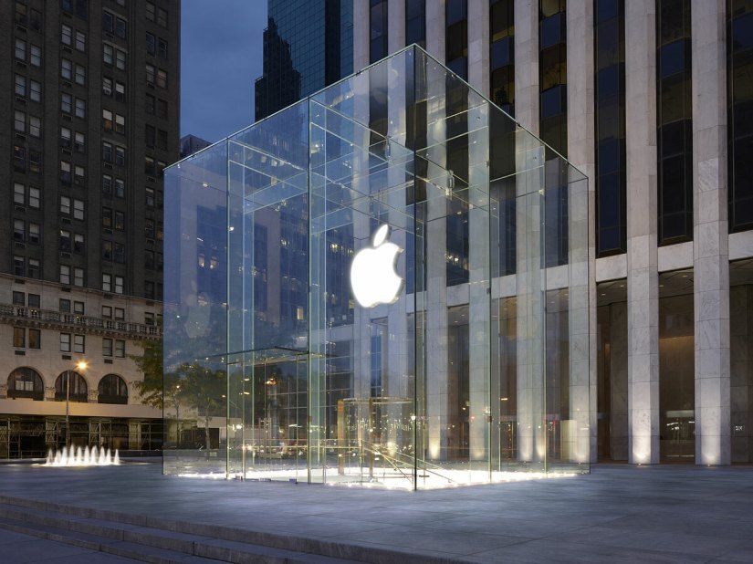 In-store location tracking to optimise your Apple shopping experience?