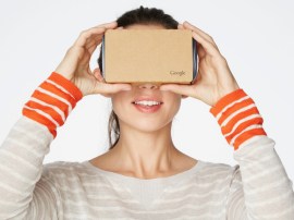 Google will apparently release its own VR headset later this year