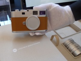 Leica M9-P Edition Hermes hands off