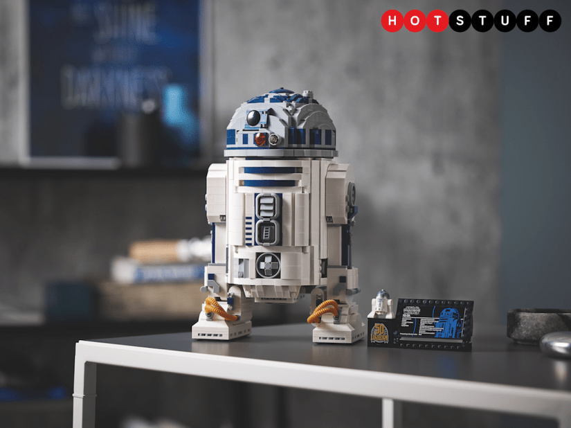 Lego’s new 2314-piece R2-D2 is the droid you’re looking for