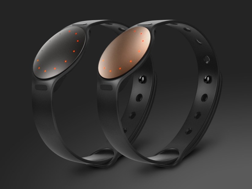 Misfit’s Shine 2 crams even healthier smarts into a dinky disc
