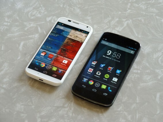 Google Nexus 5 vs Motorola Moto X: Android OS