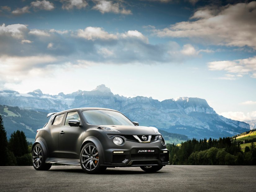 Nissan Juke-R 2.0 First Drive review