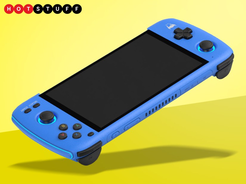 The Ayn Odin handheld console is like a Switch and an Android phone had a baby