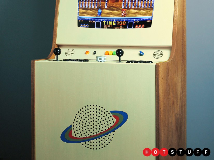 OriginXL is a deluxe full-scale hand-crafted arcade cabinet for playing all the retro classics