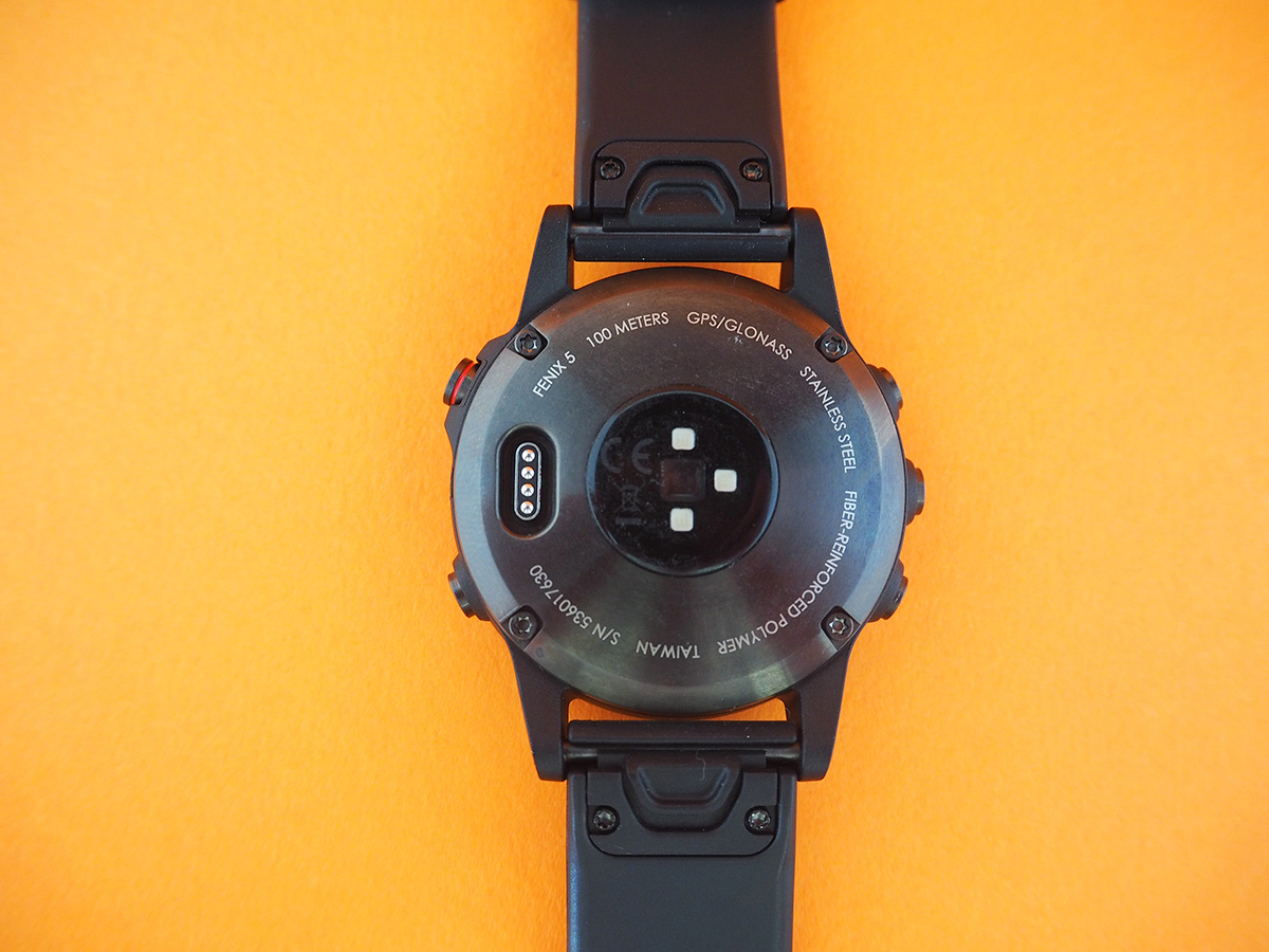 Garmin Fenix 5 connectivity: surprisingly smart