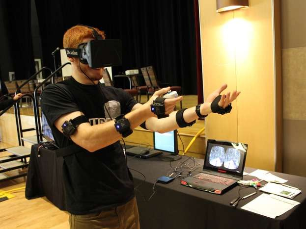 PrioVR exoskeleton teams up with Oculus Rift to create the ultimate virtual reality gaming experience