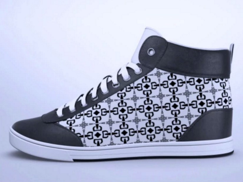 Fully Charged: Animated e-paper sneakers hit Indiegogo, and the $19K Super Mario watch
