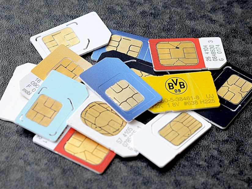 Apple and Samsung reportedly join push for carrier-agnostic e-SIM cards