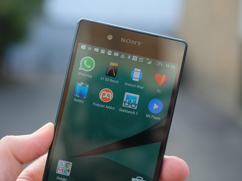 Xperia Z5 gets a bite of Marshmallow next month