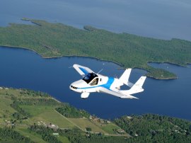 Terrafugia Transition car-plane hybrid takes to the skies