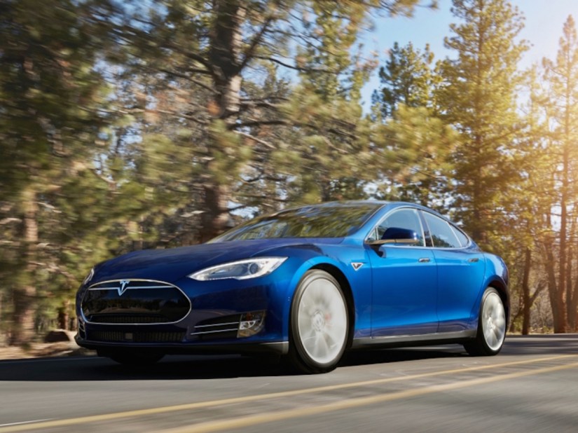 Tesla recalls all 90,000 Model S cars due to faulty seat belts