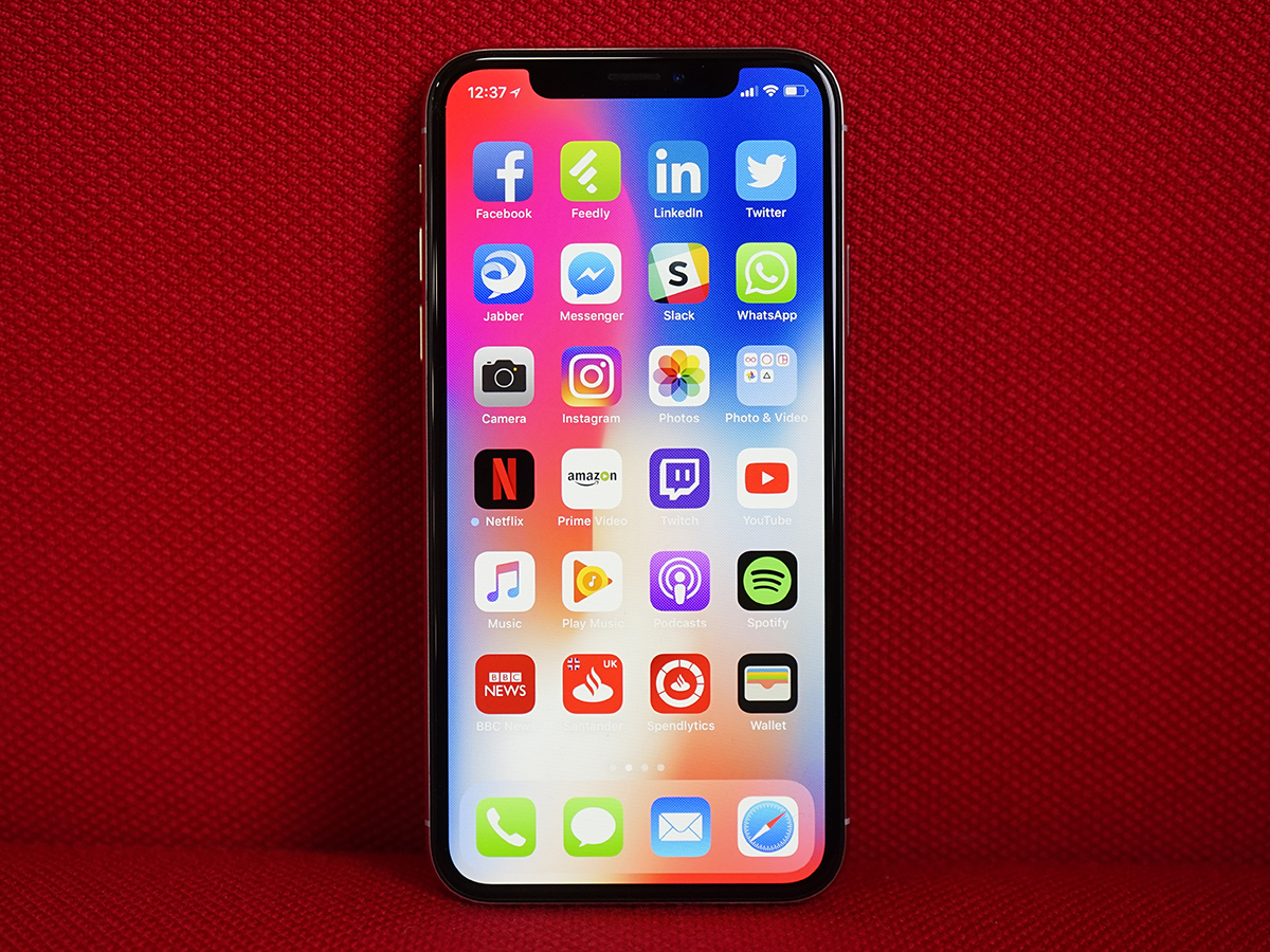 iPhone X love and hate: perfect size