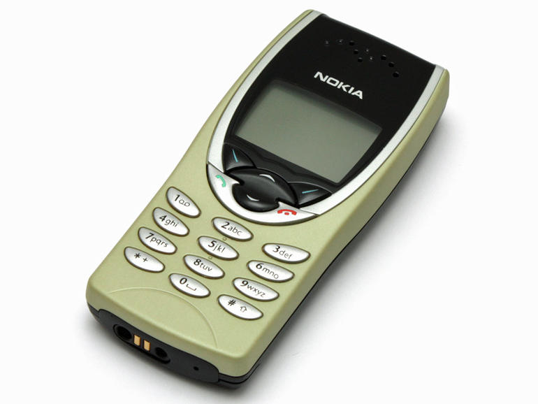 NOKIA 8210 (1999)