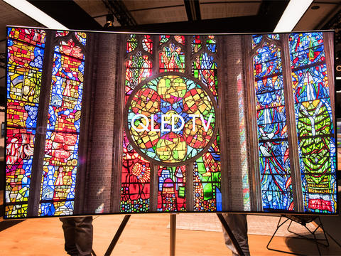 10 things you need to know about Samsung's 2018 QLED TVs