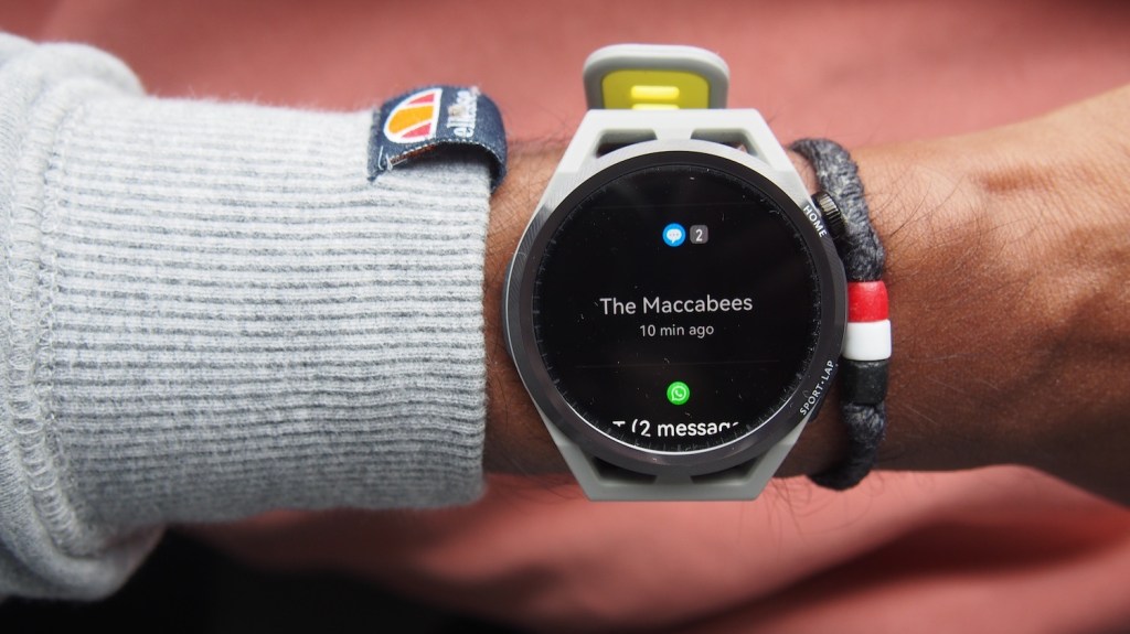 Huawei Watch GT Runner smart features