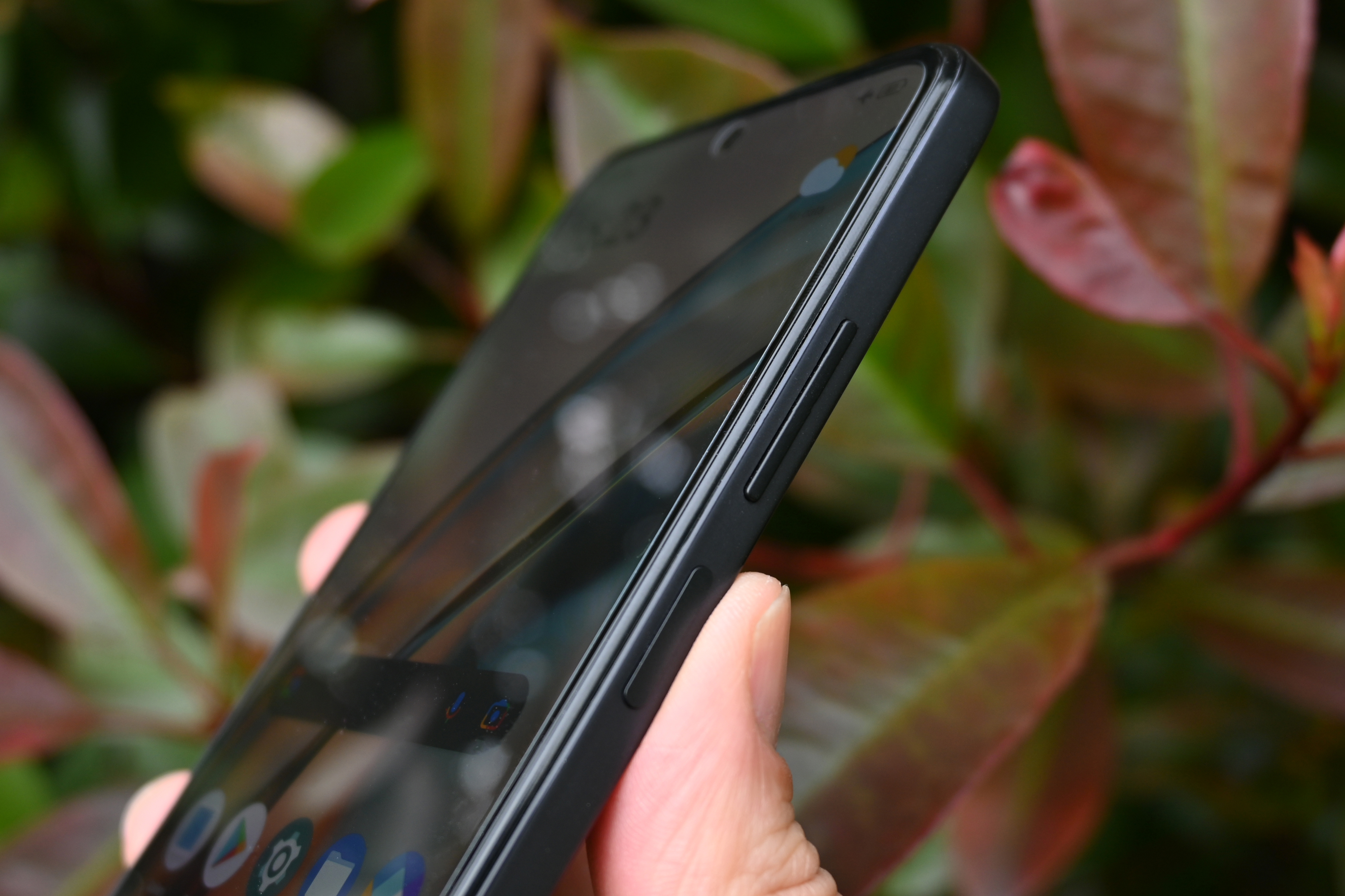 Stuff Poco X4 Pro 5G smartphone review - fingerprint sensor