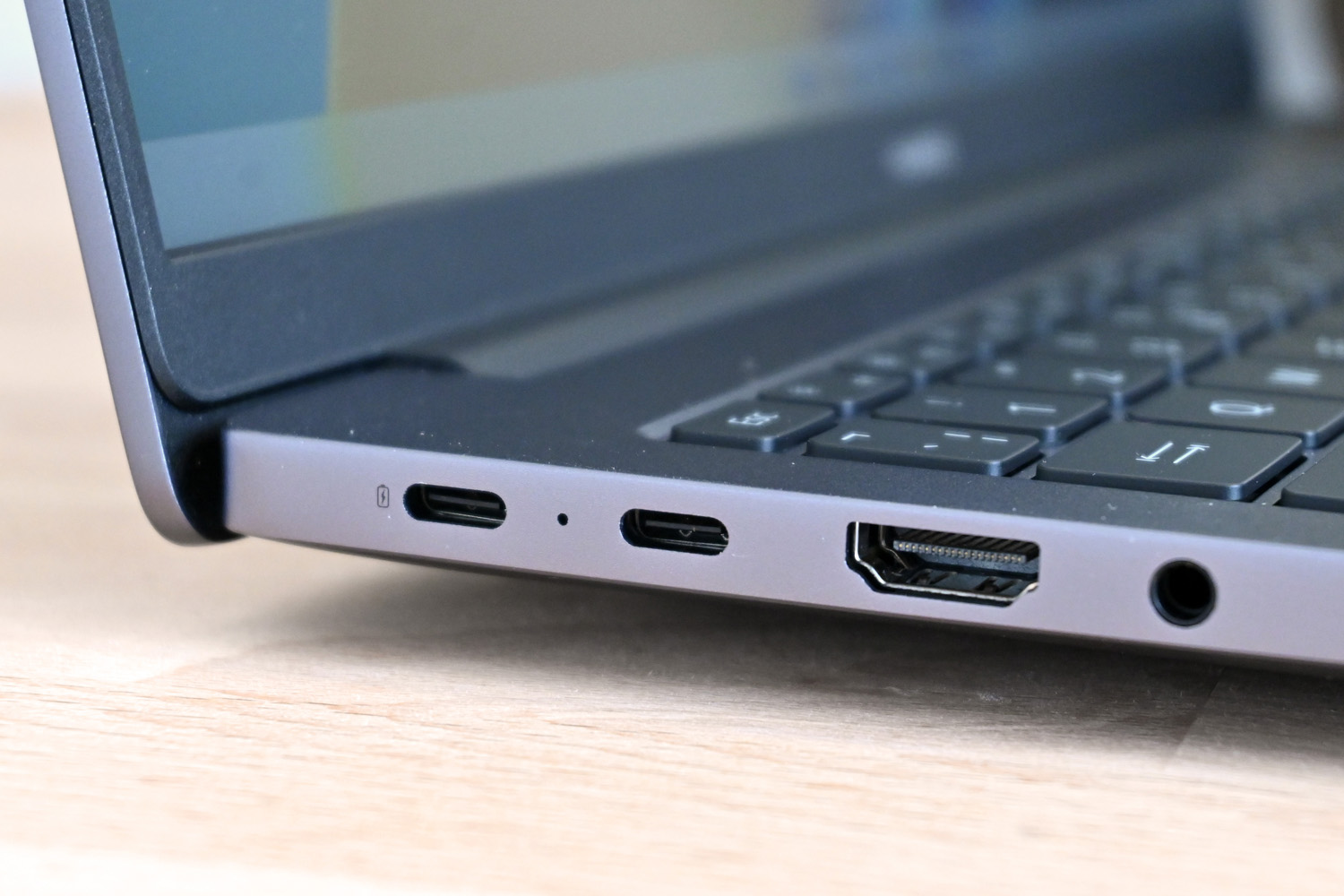Huawei MateBook D 16 laptop hands-on review Stuff - ports left