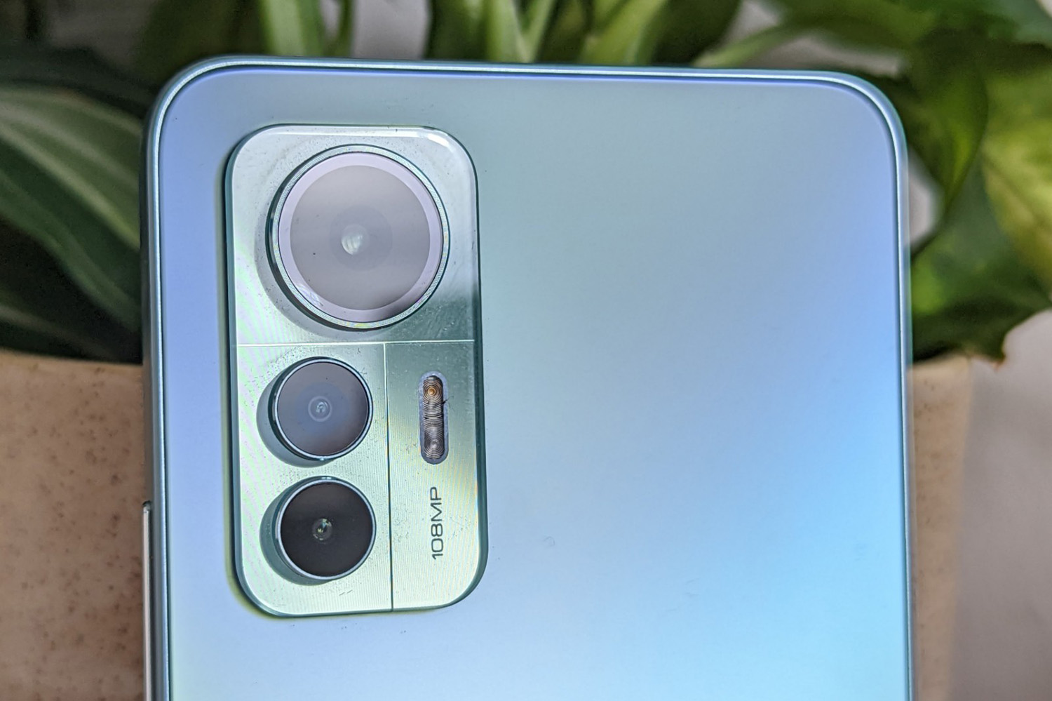 Stuff Xiaomi 12 Lite smartphone review rear camera lenses close up