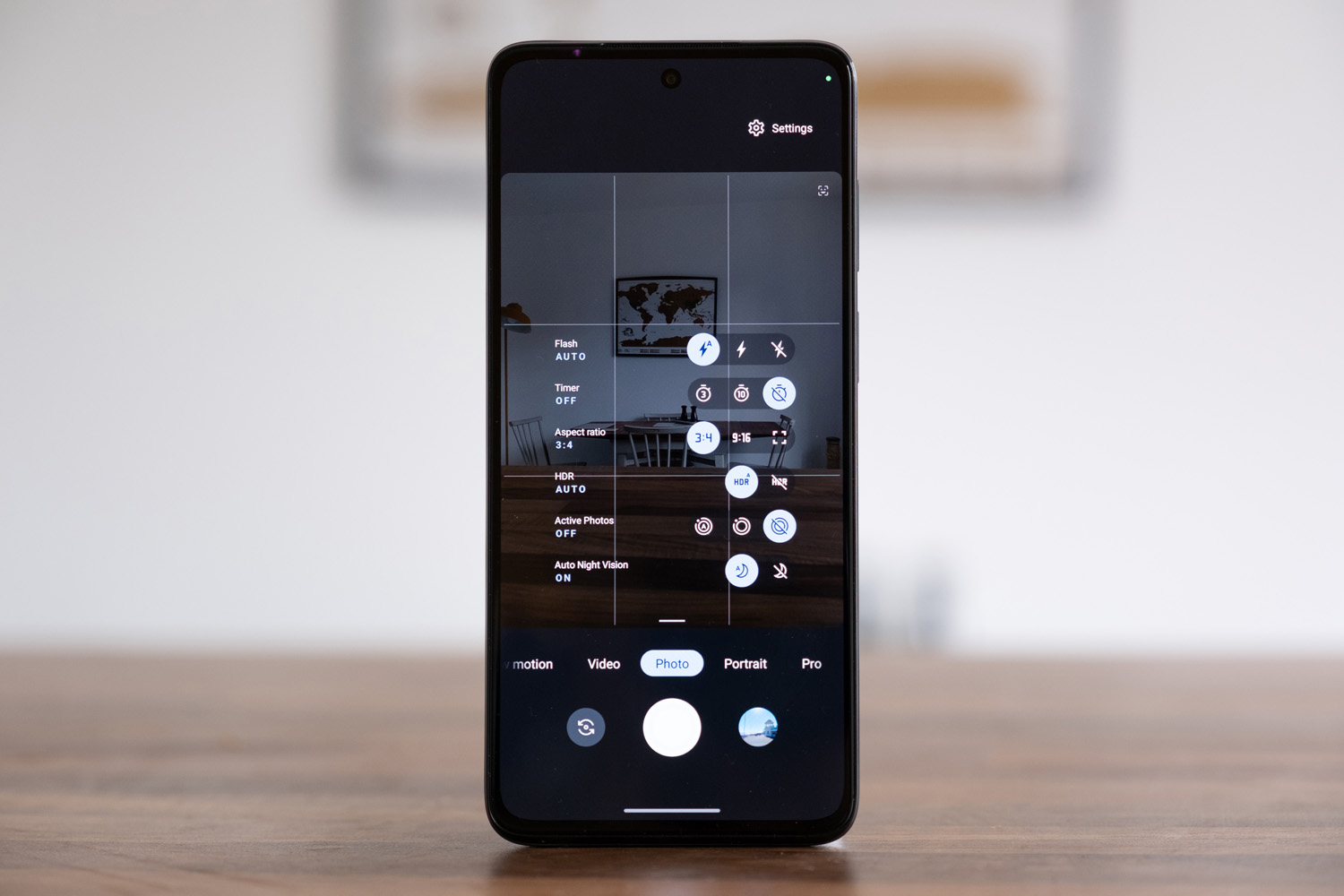 Motorola Moto G82 review camera app