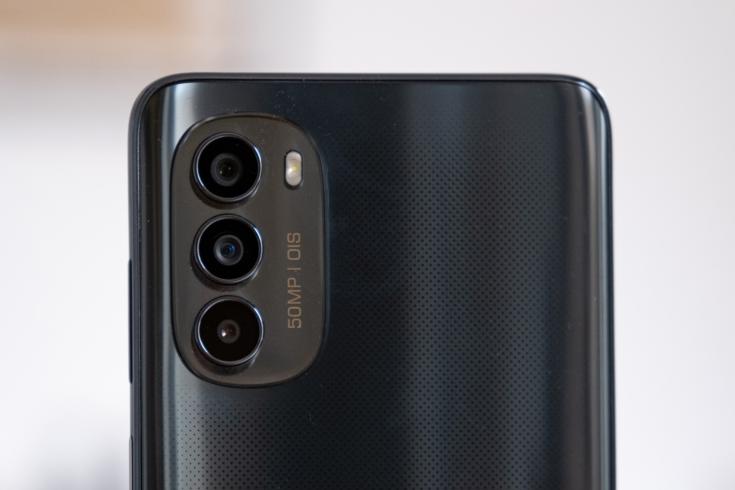Motorola Moto G82 review rear cameras