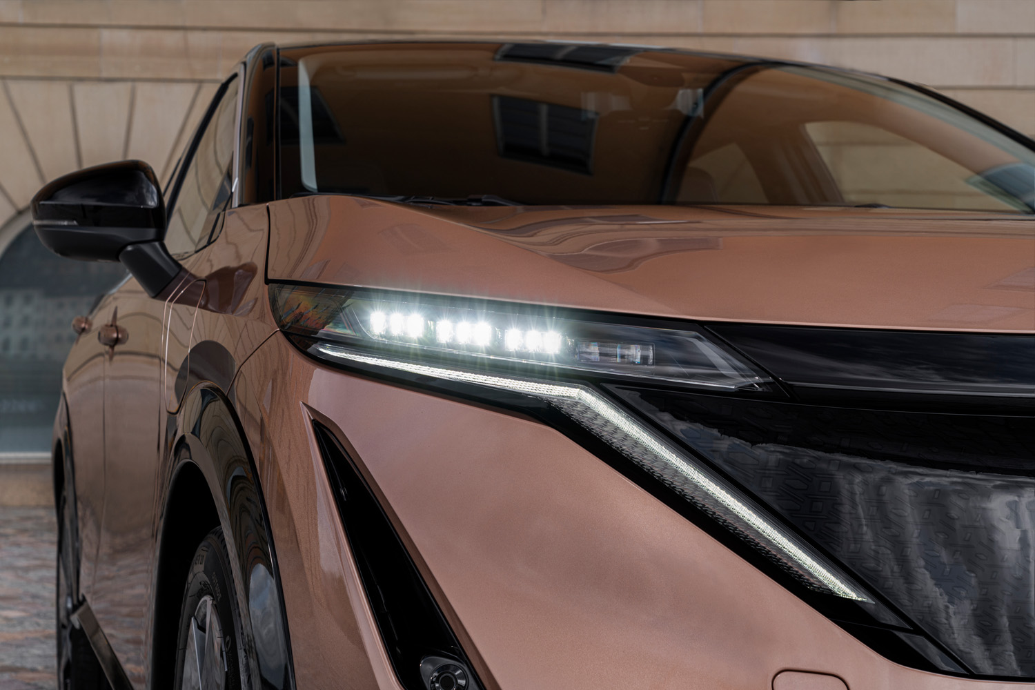 Nissan Ariya review Stuff - headlights