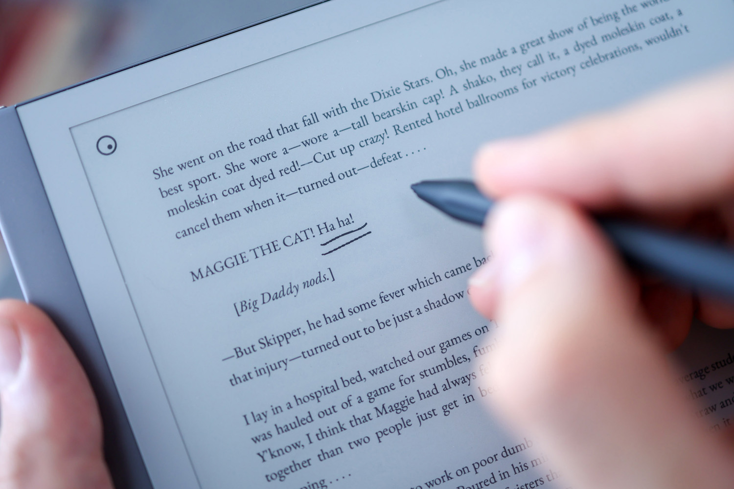 Note taking with pen on the reMarkable 2 e-reader