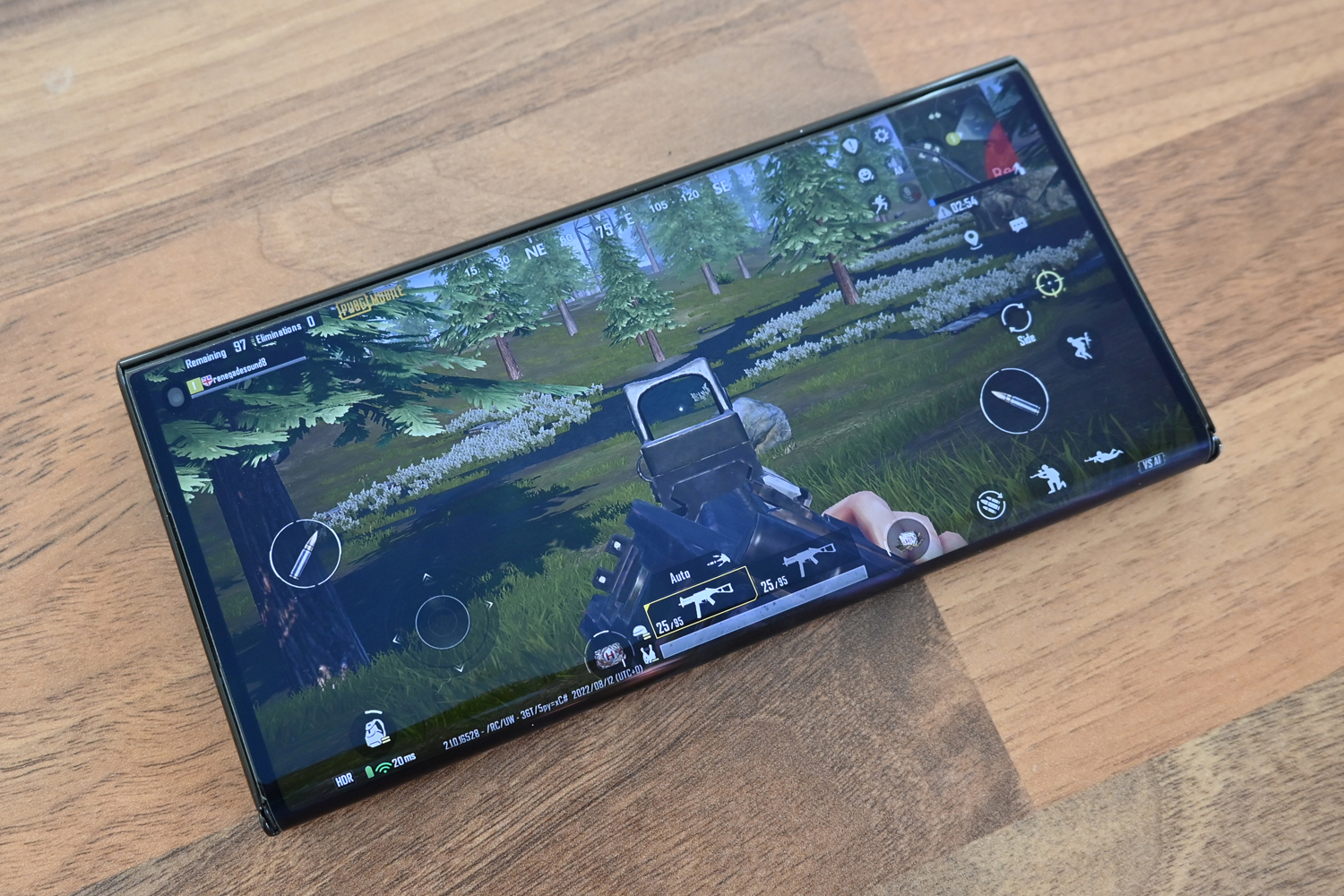 Huawei Mate Xs 2 review gaming folded