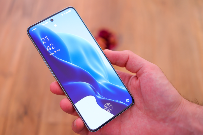 Oppo Reno 8 Pro review: standout style and loads of storage