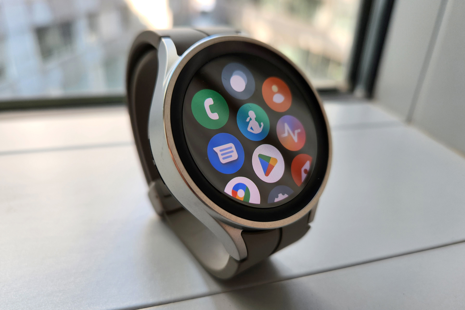 Samsung Galaxy Watch5 Pro review app grid