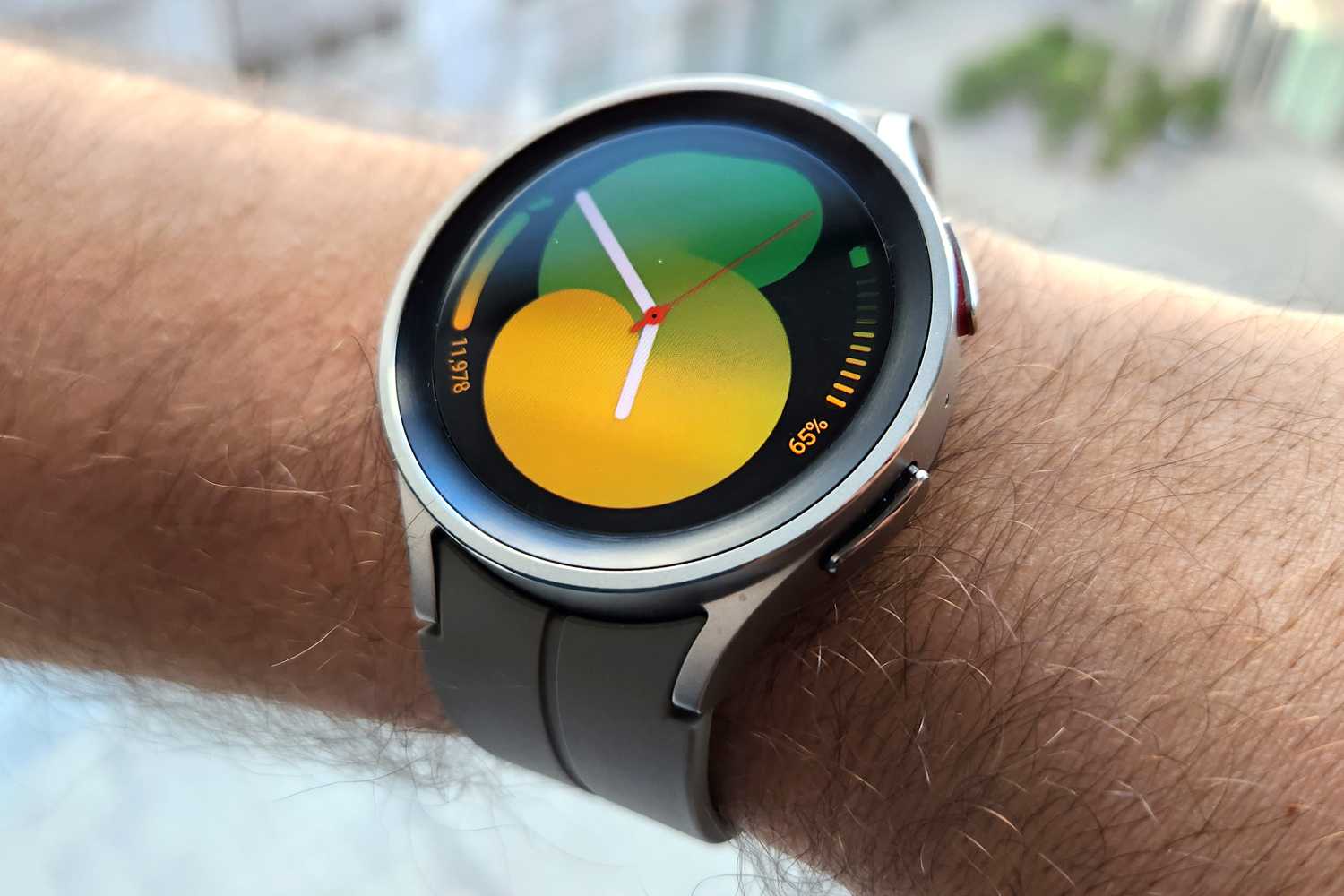 Samsung Galaxy Watch5 Pro review bubble numbers watch face