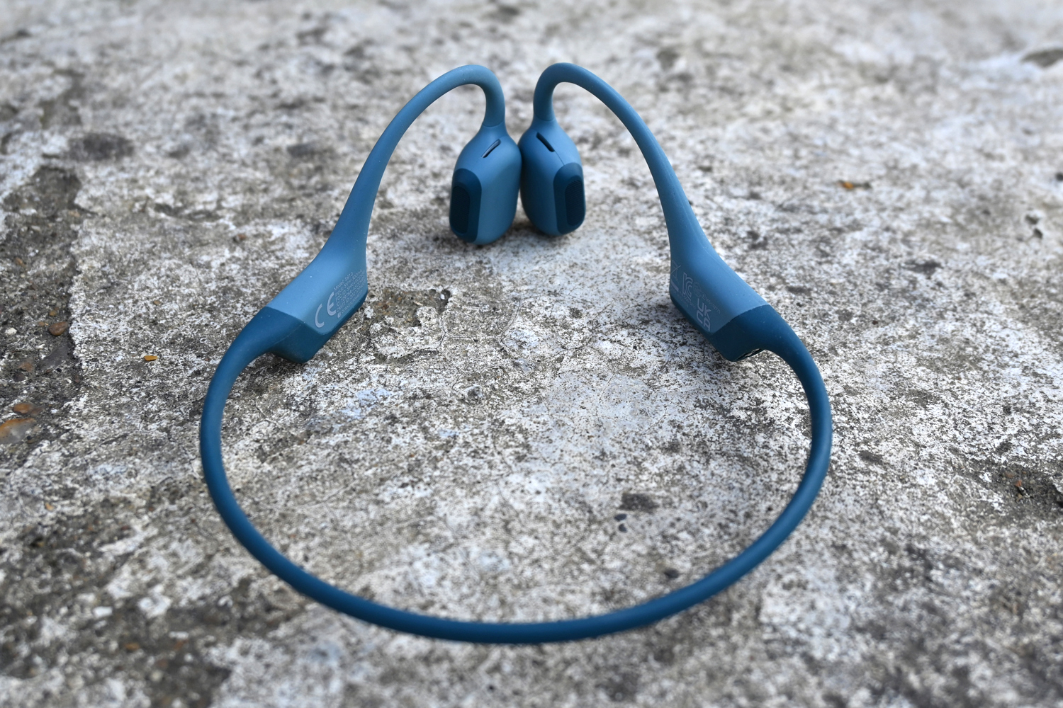 Shokz Openrun Pro headphones rear